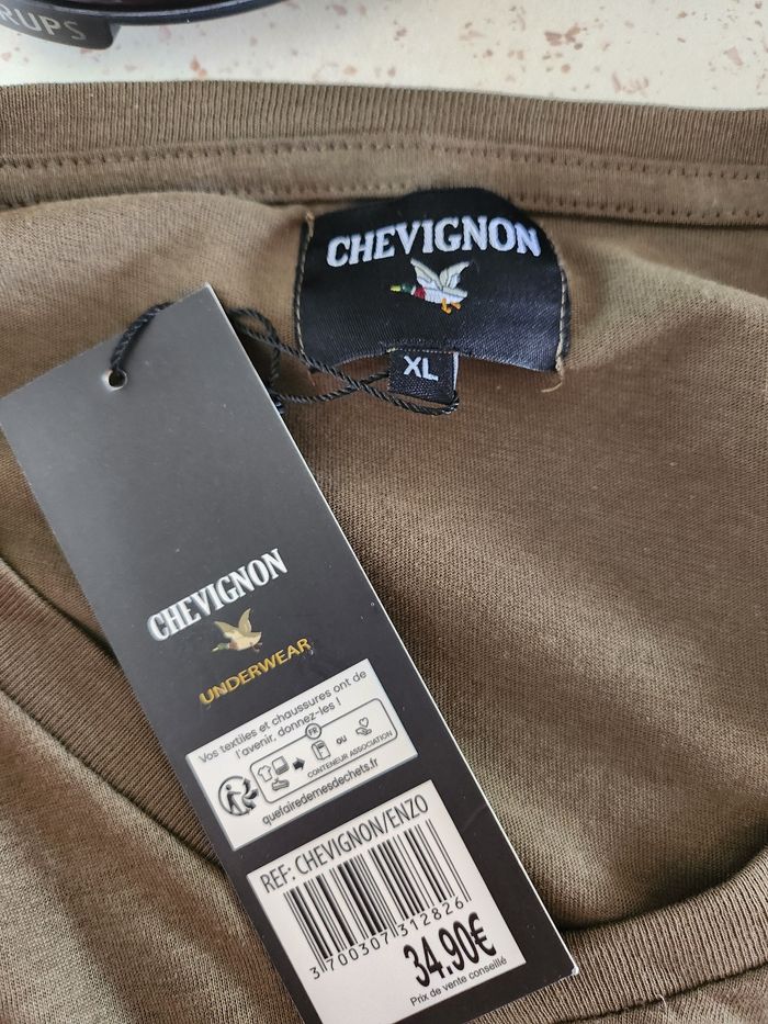 Tee-shirt - photo numéro 3