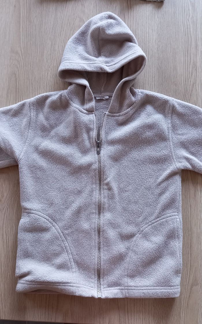 Lot 2 gilets 5 ans - photo numéro 2