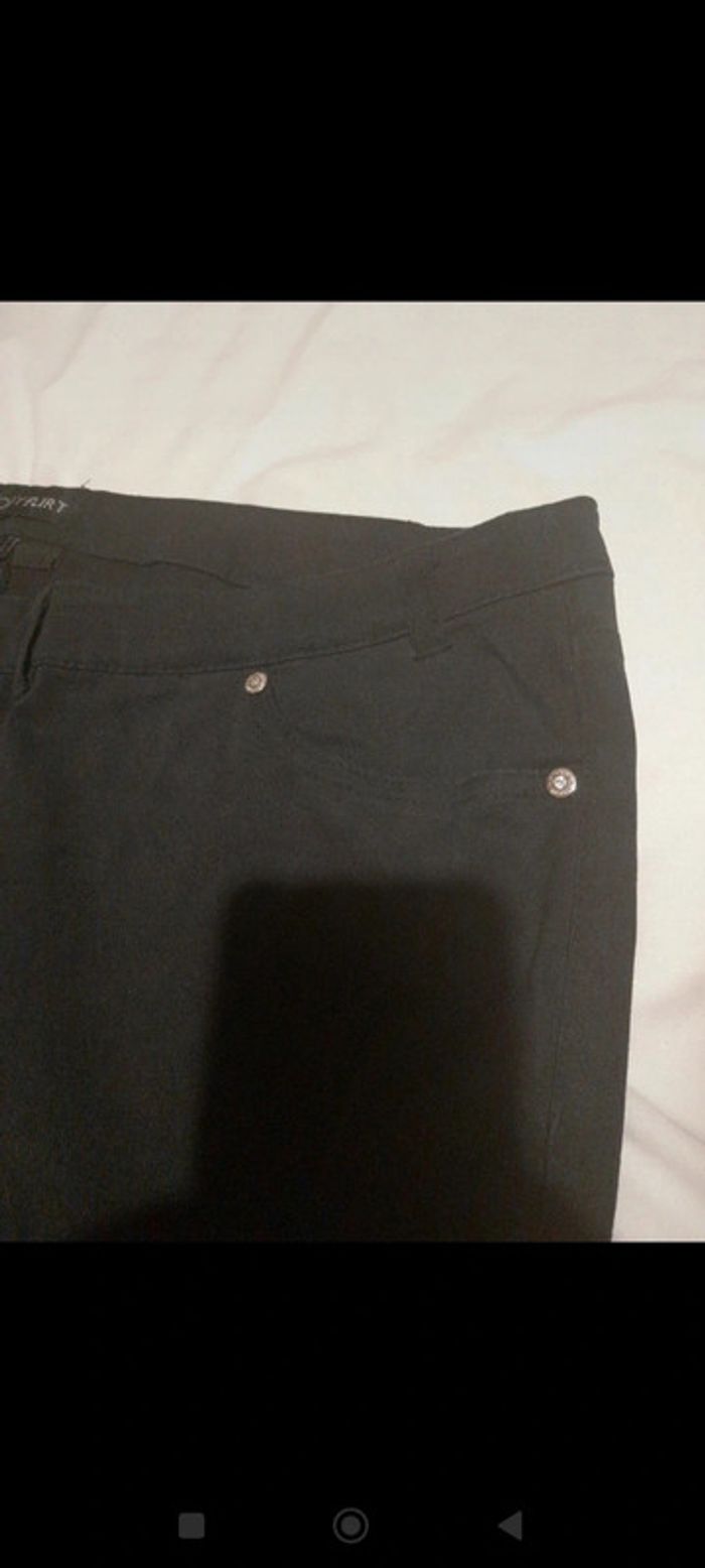 Pantalon noir - photo numéro 6