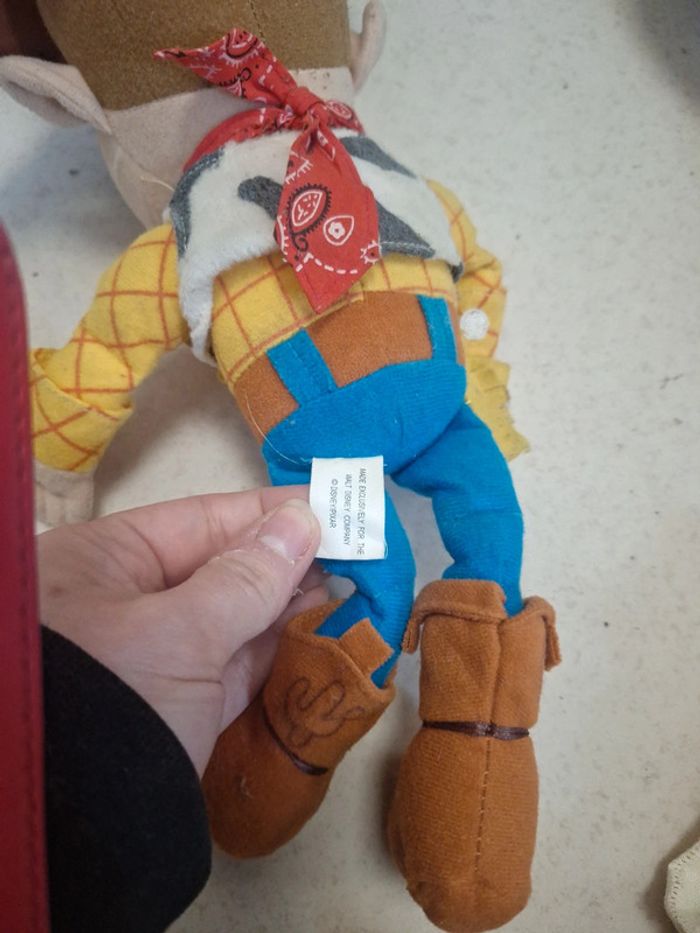 Peluche Woody de Toy story Walt Disney - photo numéro 3