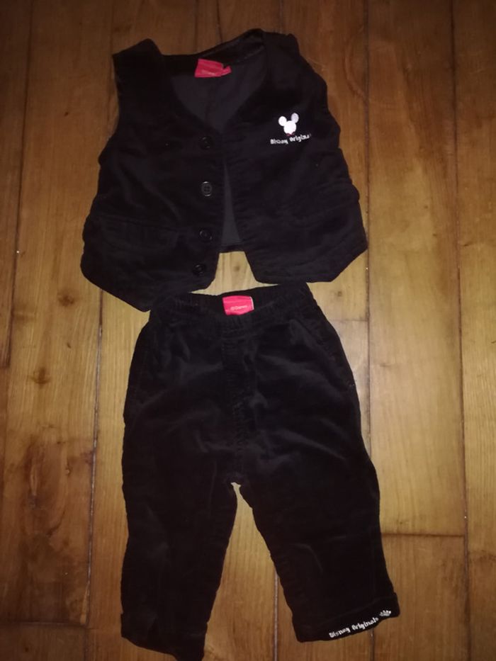 Superbe tenue Disney 6 mois 6€