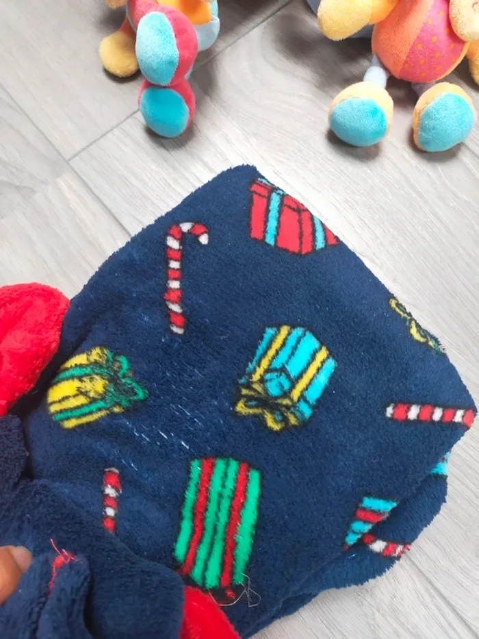 Pyjama pilou pilou noël garçon 4-5 ans Primark - photo numéro 4