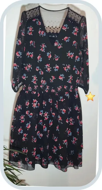 Superbe robe Anne Weyburn - Taille 40