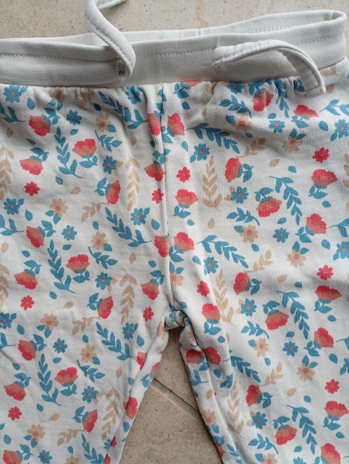 pantalon fleuri - photo numéro 3