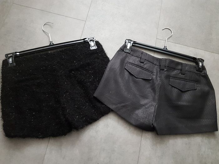 2 Shorts habillés Automnes hiver  36-38 dont un idéales fêtes noel.. - photo numéro 3