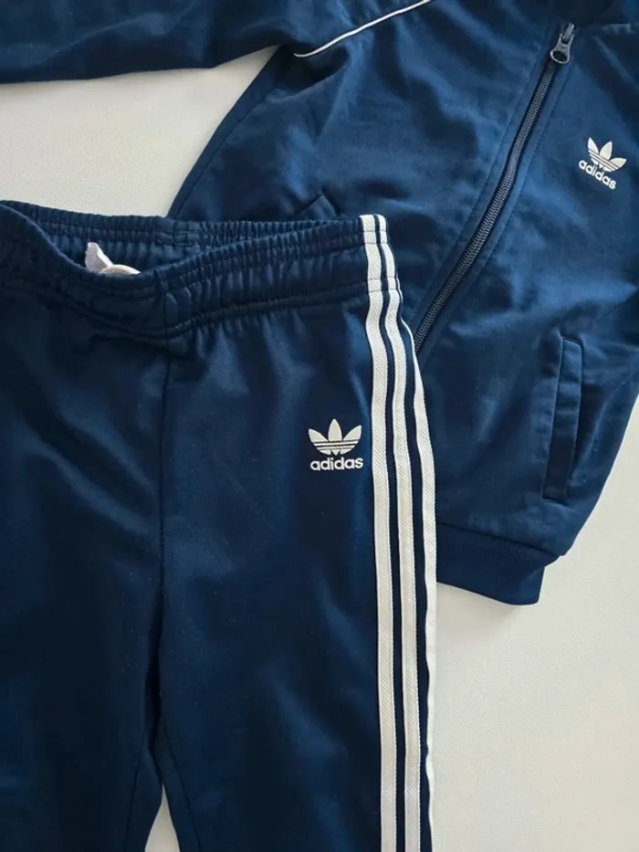 Ensemble jogging adidas bleu marine - photo numéro 2