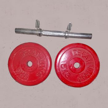 Barre d'haltère + 2 disques = 12kg