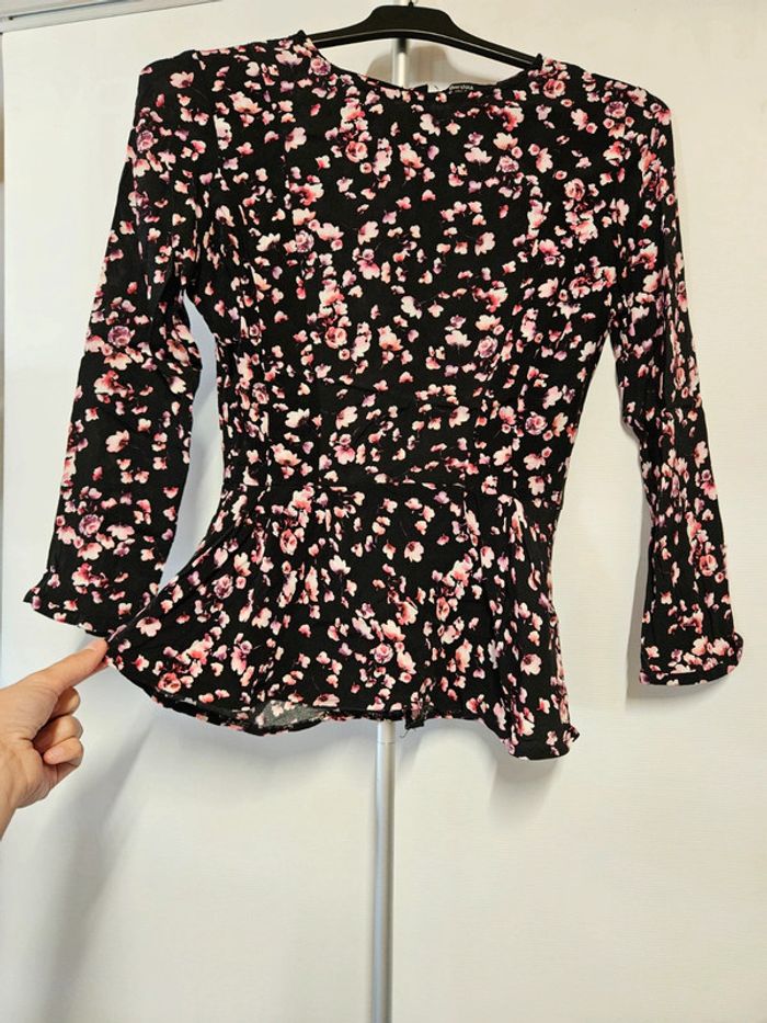 Blouse bershka taille S - photo numéro 2
