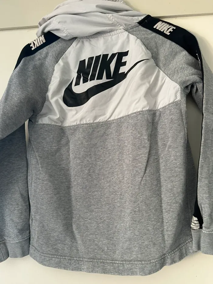 Pull capuche - photo numéro 5
