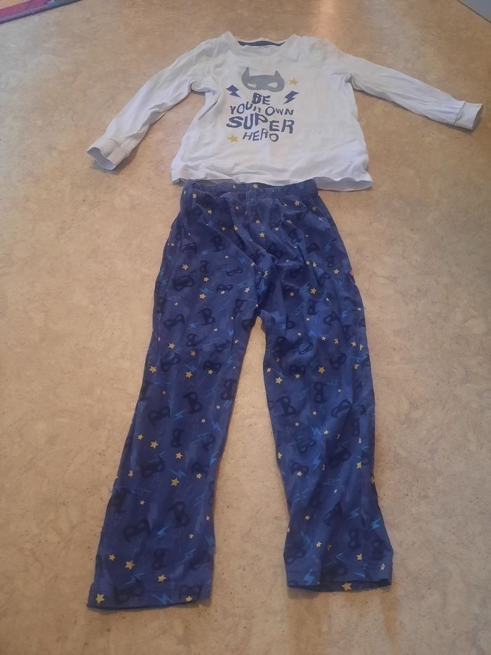Pyjama super hero