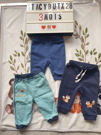 Lot pantalon jogging 3 mois