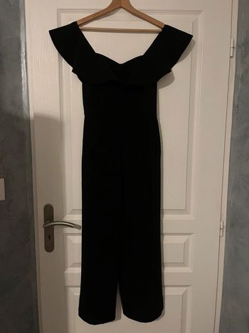 Combinaison noire cintré