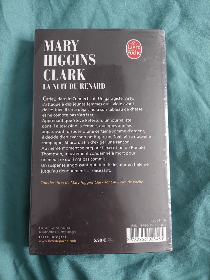 Livre : La nuit du renard de Mary Higgins Clark - photo numéro 2