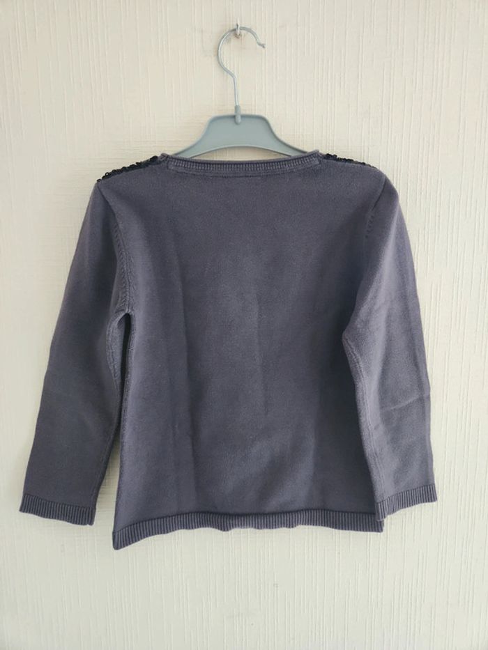 Pull gris neuf sequins aux épaules et love en relief 6 ans Lili Marelle - photo numéro 9