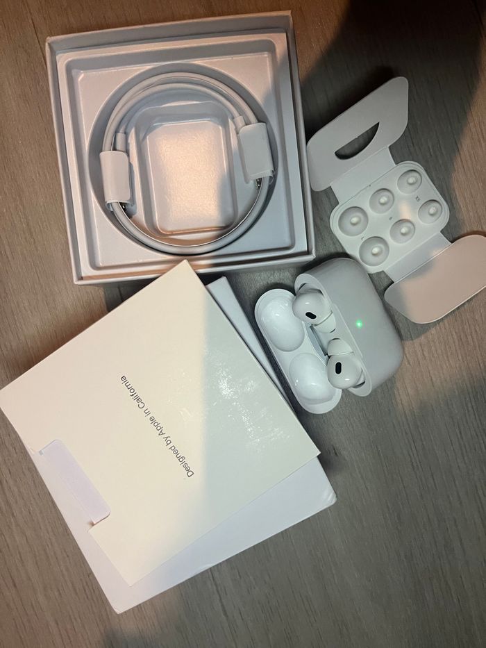 Air Pods Pro 2 avec réduction de bruit - photo numéro 6