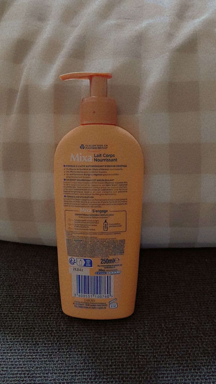 Lait corps bronzant - photo numéro 2