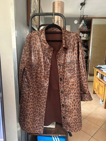 Sur chemise léopard