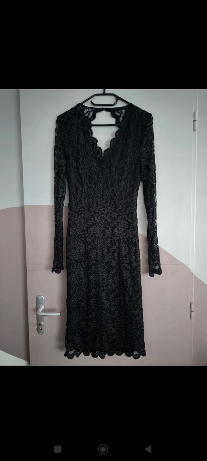 Robe dentelle noir