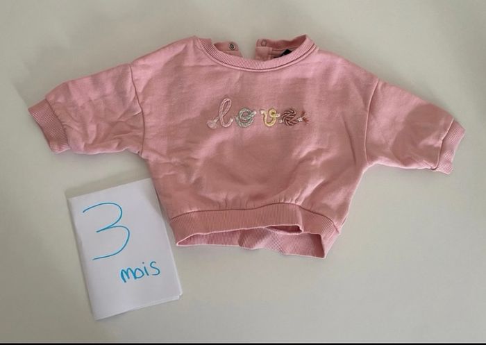 Lots 2 gilets et 1 pull - photo numéro 2