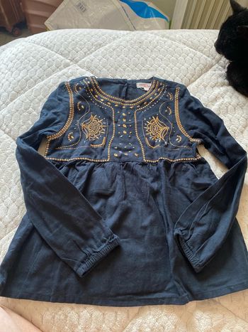 T-shirt du pareil au même taille huit ans