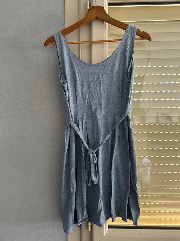 Robe à bretelle - photo numéro 2