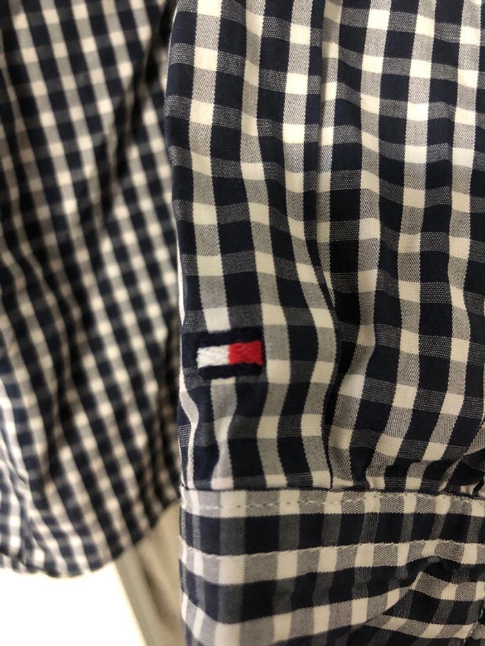 Chemise légère. Tommy Hghfiger . Taille 36 - photo numéro 7