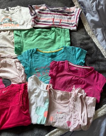 Gros lot tee shirt été fille 4 ans