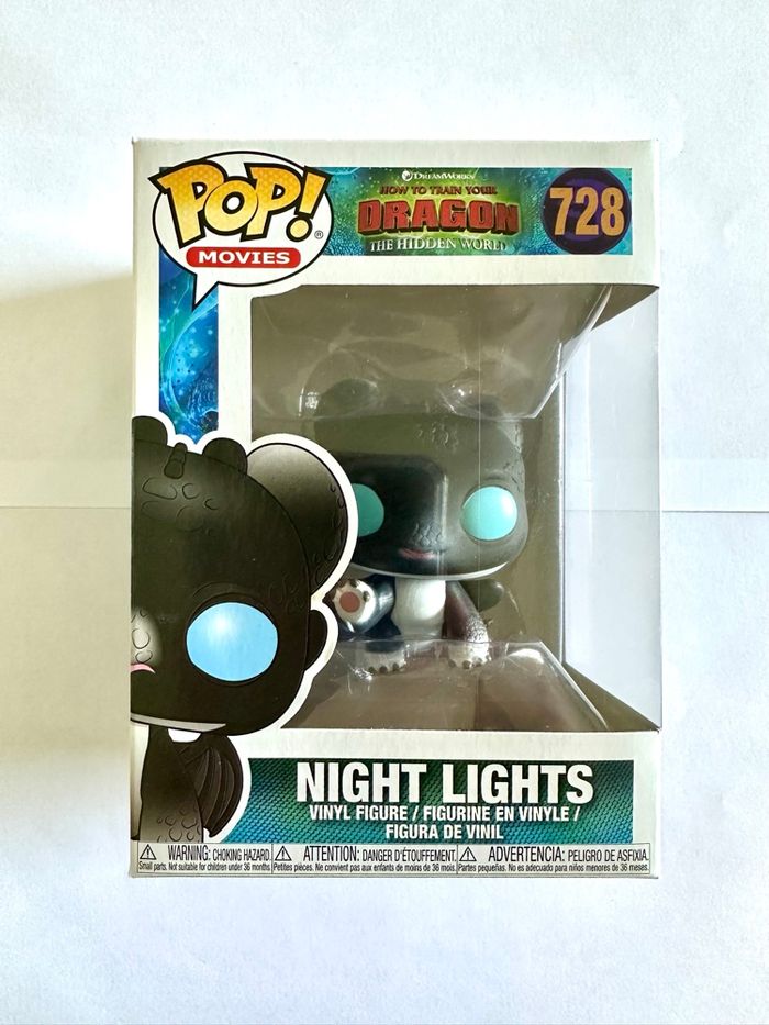 Figurine Funko Pop Night Lights numéro 728 Dragon