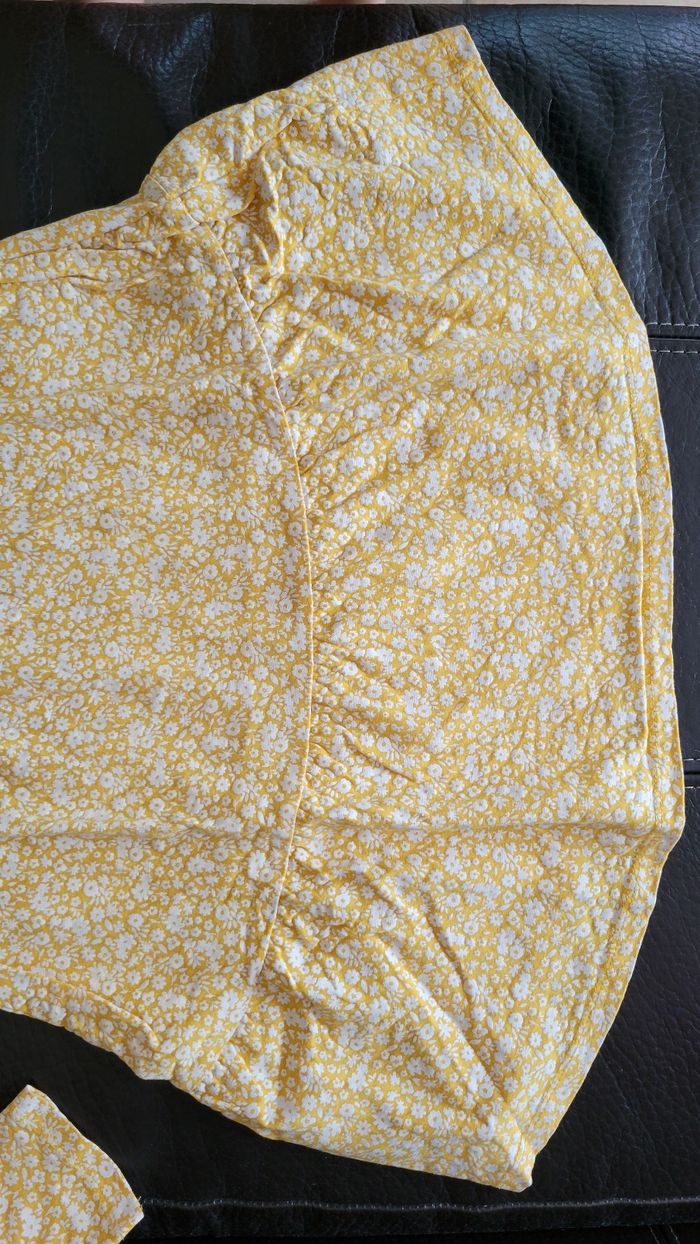 Robe à manches longues  jaune moutarde 8 ans. - photo numéro 5