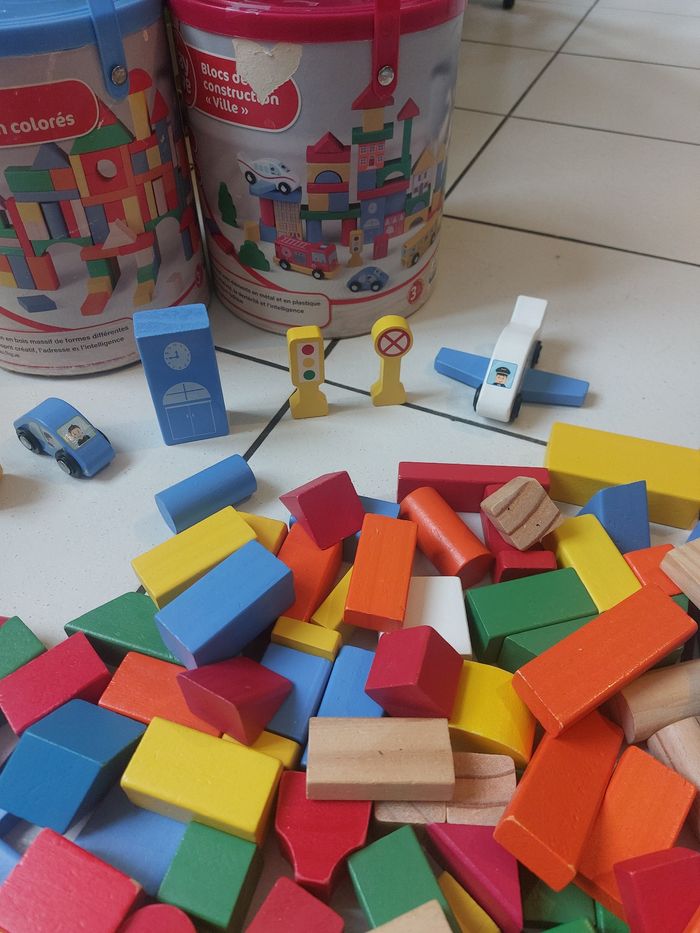 Lot de blocs de construction - photo numéro 5