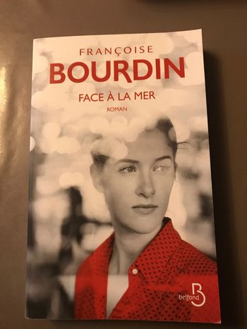 Livre Face a la mer