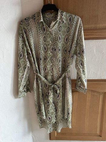 Robe chemise satinée - taille L (40)