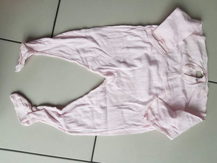 Pyjama leger - photo numéro 2