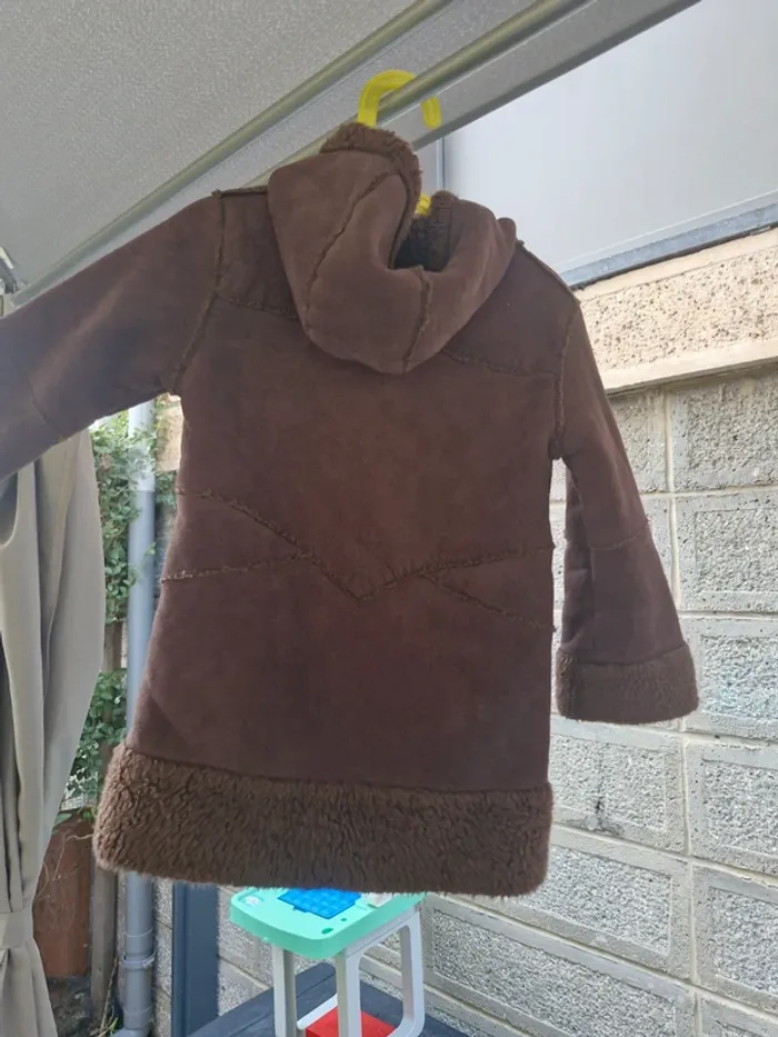 Veste molletonnée • brune - photo numéro 2
