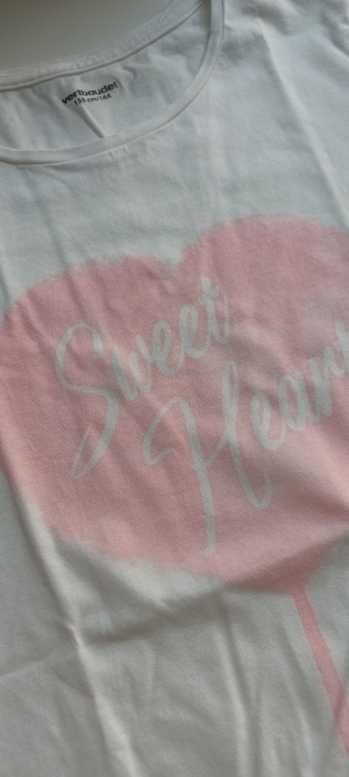 T-shirt blanc motif coeur - photo numéro 2