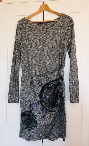 Robe neuve Desigual taille 38