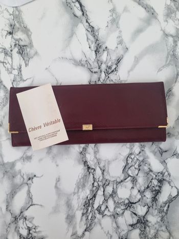 Porte monnaie en cuir bordeau vintage