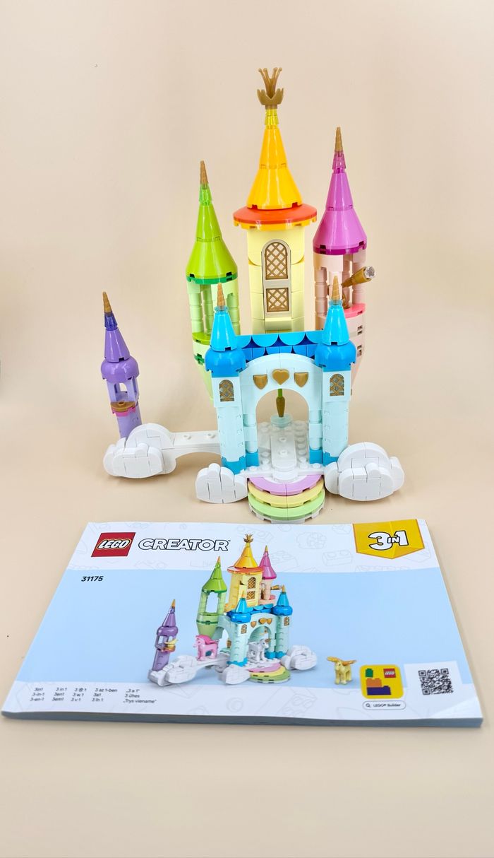 Lego Creator 3en1 : Le Château Arc-en-ciel (SEUL) - photo numéro 2