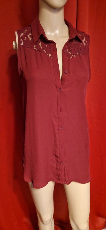 Haut léger fluide bouton dos taille 34