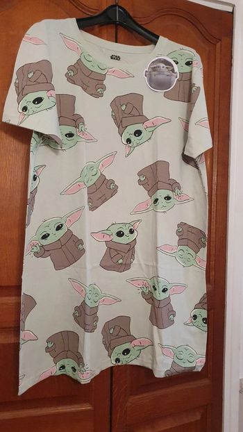 Chemise de nuit Star Wars Baby Yoda taille 40-42