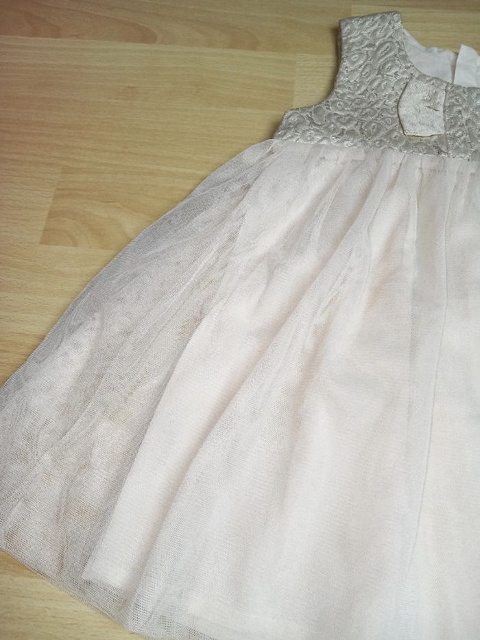 Robe élégante de cérémonie en tulle 18 mois état neuf - photo numéro 5