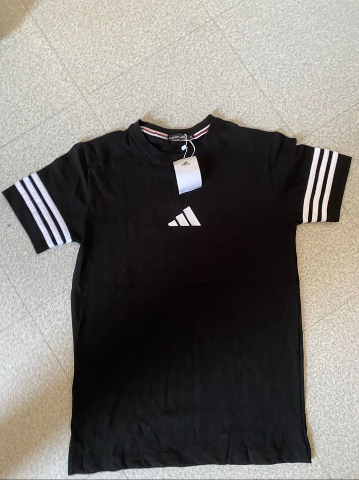 T-shirt Adidas noir