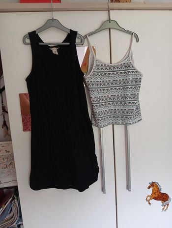 Robe été noire et débardeur fines bretelles