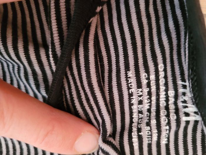 Body h&m 12 mois comme neuf - photo numéro 2