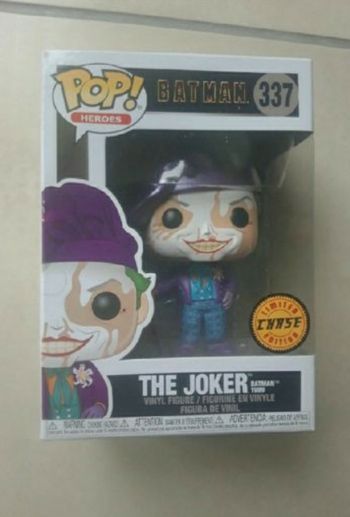 Funko pop 337 The Joker 1989 Chase Édition neuve