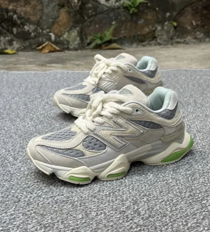 New Balance 9060 'Olivine Lichen Green' Taille 37.5
