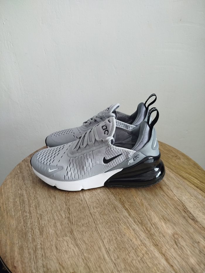 Baskets Nike T 36.5 - photo numéro 4