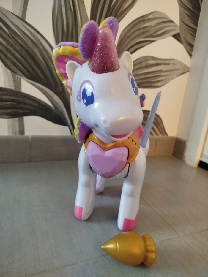 Azalée licorne arc en ciel vtech - photo numéro 3