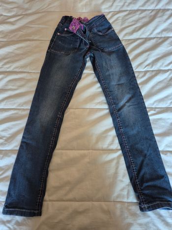 Jeans fille taille 12ans, taille réglable