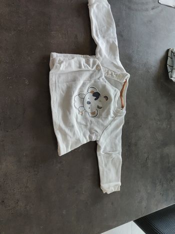 Pull blanc